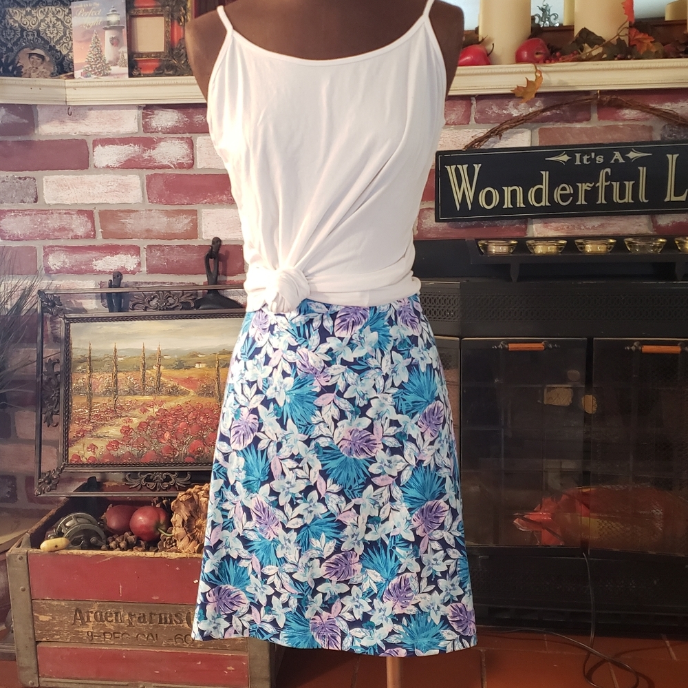 J.JILL pull on Blue floral A-line Midi S